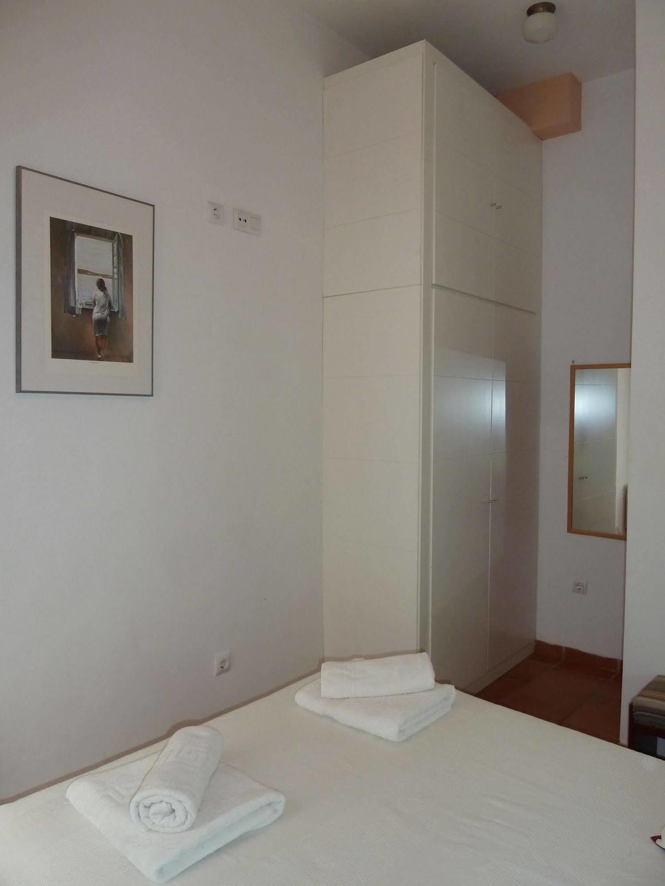 Karmapartment 2 Seville
